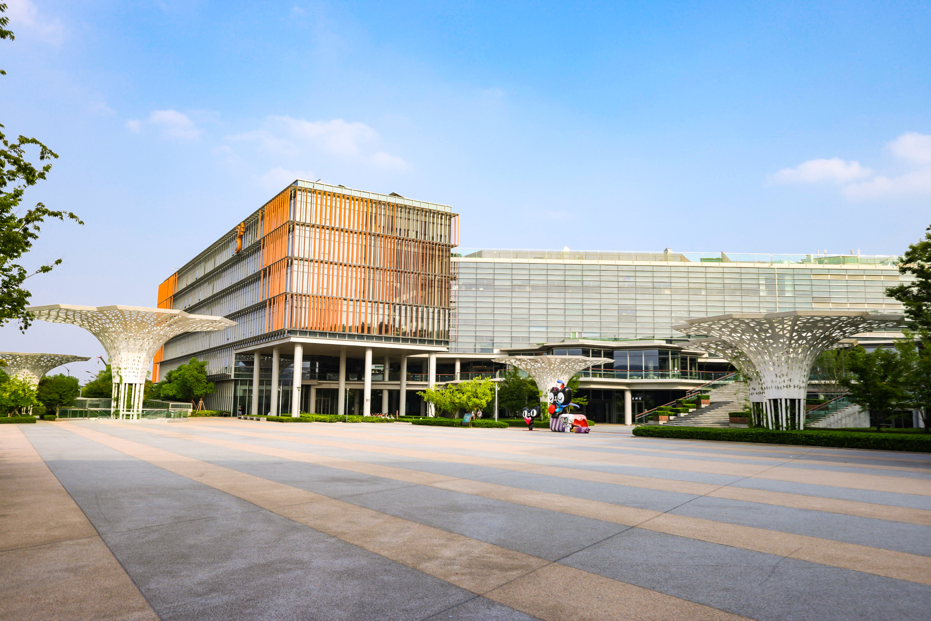 园区高清1.jpg