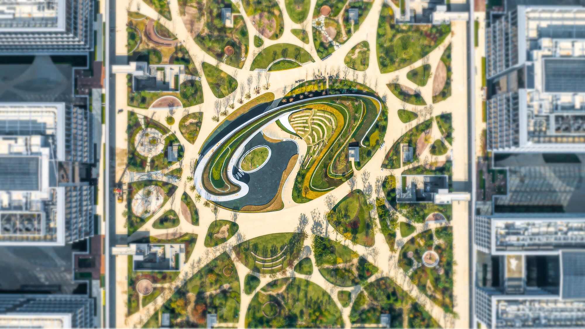 阿里全球新总部落成在即，杭州未科再揽全国最大LEED+WELL双认证智慧园区